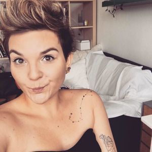 Meet your Posher, Mina